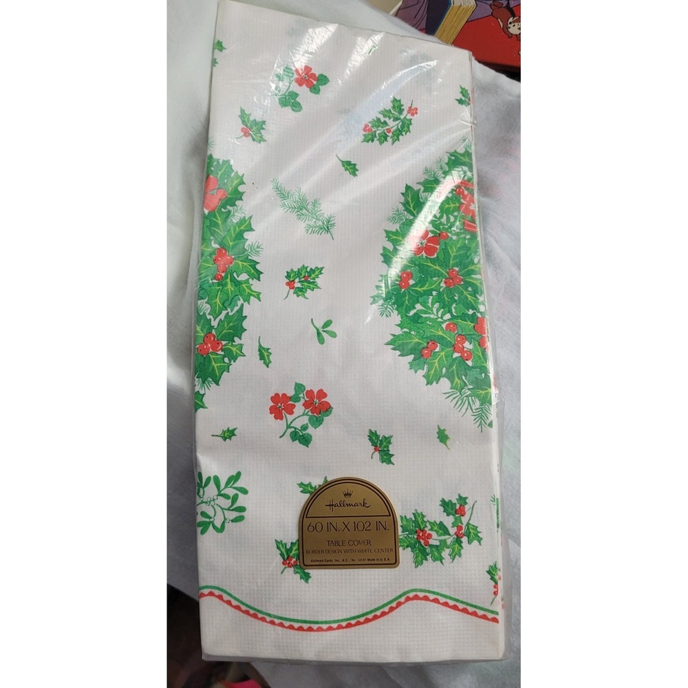 Vintage Hallmark Tablecloth Paper Christmas Wreath & Holly 60x102 New Sealed NOS